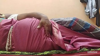 Play जवान लड़की की सील उसके दोस्त ने तोड़ी