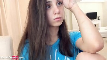 Play Young girl gets vibration from remote control toy