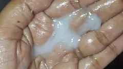 Play Indian Wife's Exotic Oil Massage