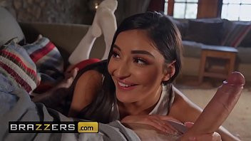 Play Teens like it BIG - (Emily Willis, Danny D) - Practice Makes A Perfect Slut - Brazzers