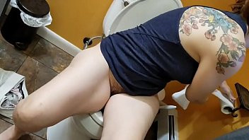 Play Following my tattooed naked mom with the camera