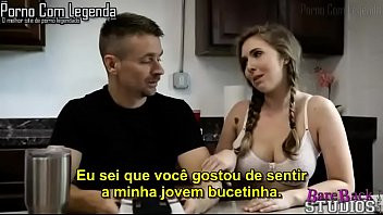 Play Punindo a filha com legenda