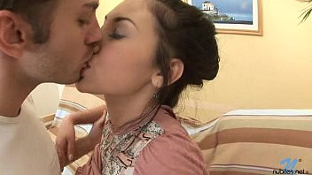 Play Nubile Sanya Pussy Pounding Action