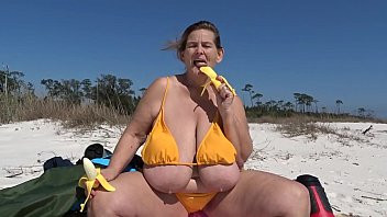 Play Beach Banana BJ Instruction
