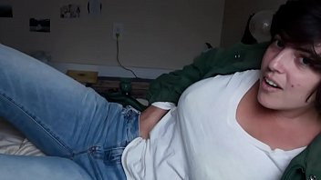 Play While the french neighbor are fucking, she masturbates in secret
