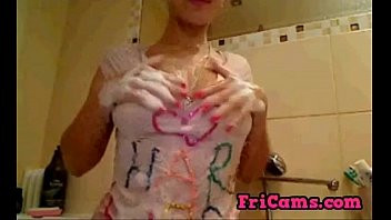 Play Messy girl