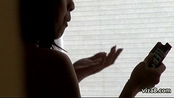Play Amateur Teen Girl Rides Large Cock