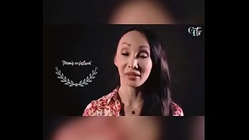 Play French Vietnamese MILF Katsuni
