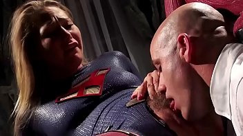 Play Supergirl Carter Cruise fucked on a desk by the governor